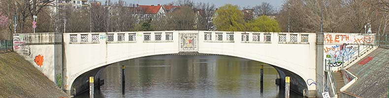 Lohmühlenbrücke in Neukölln Lohmühlenbrücke in Neukölln